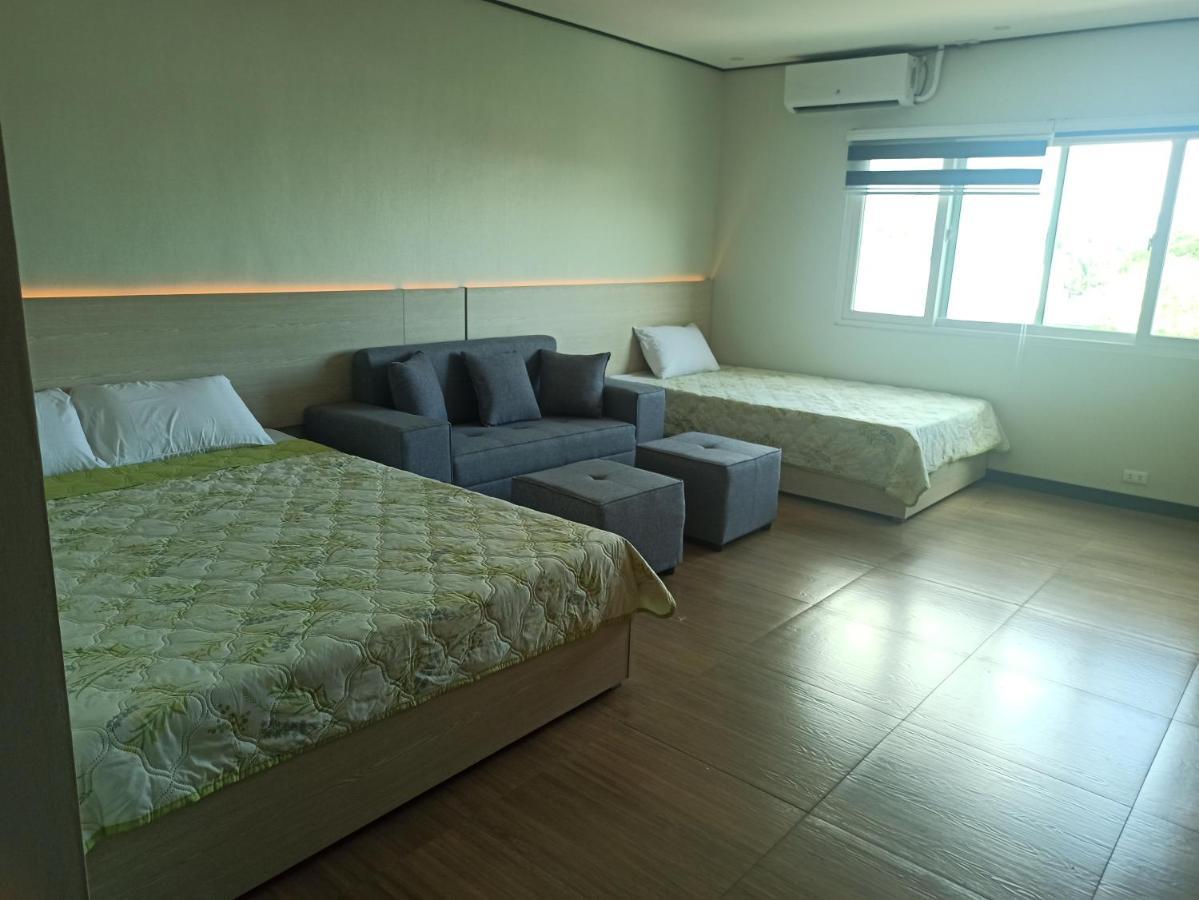 Emmaus Condotel Angeles Kültér fotó