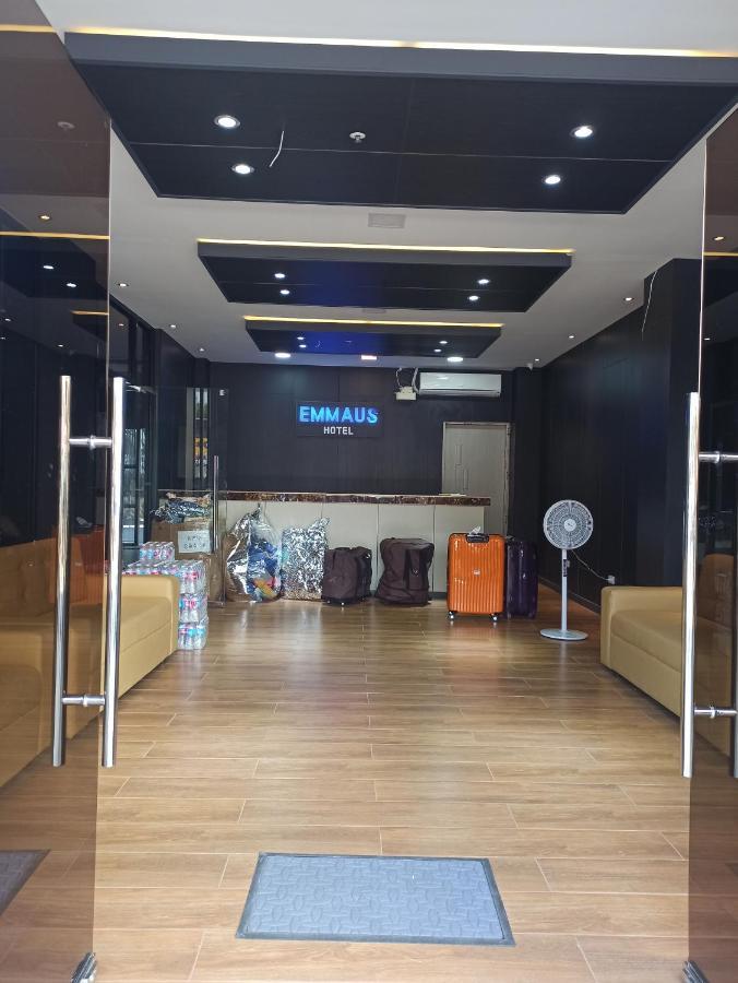 Emmaus Condotel Angeles Kültér fotó