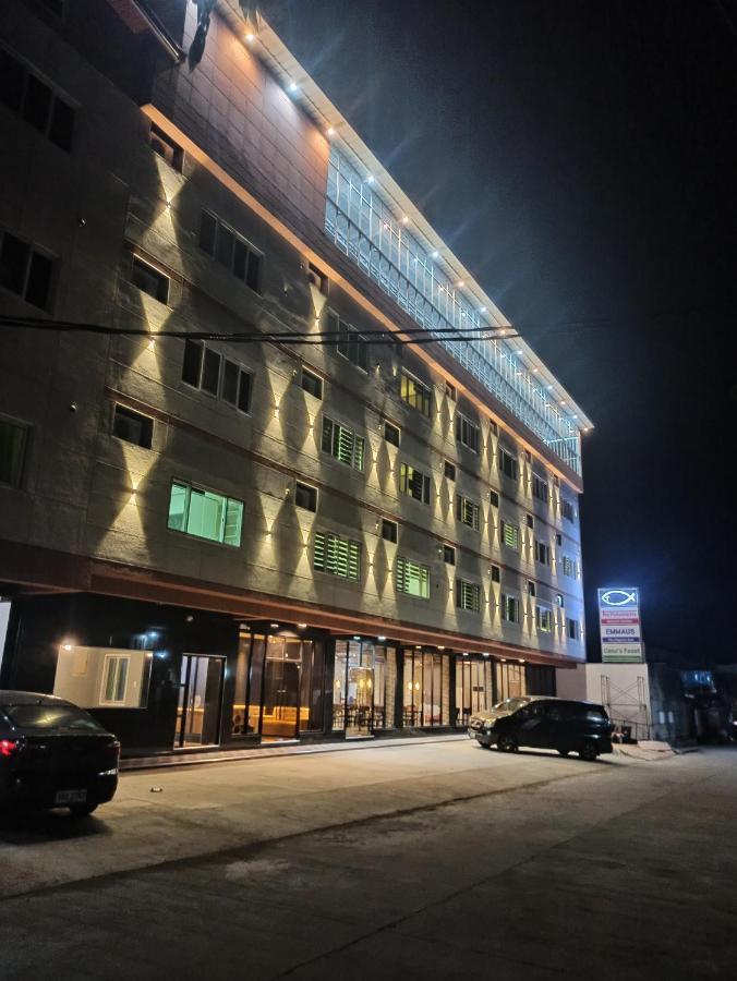 Emmaus Condotel Angeles Kültér fotó